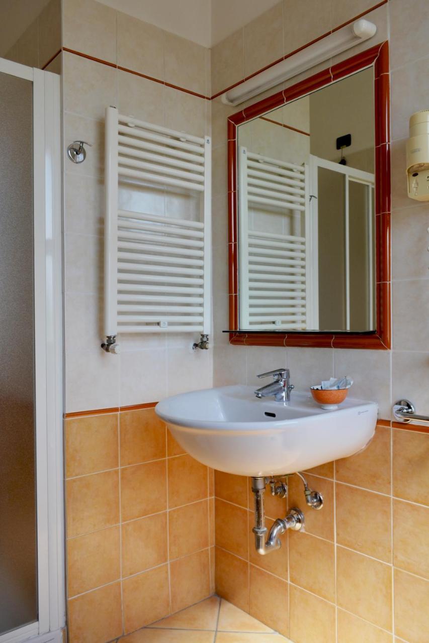Hotel Fontana Rubiera Ngoại thất bức ảnh
